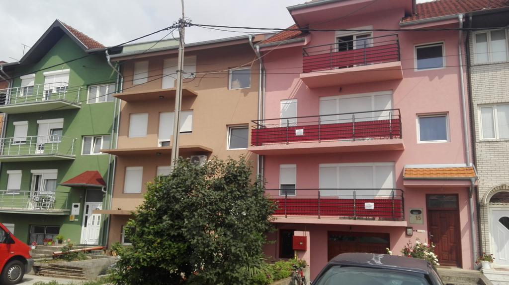 Guest House Trajkovic Jagodina Exterior foto