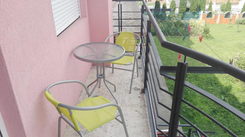 Guest House Trajkovic Jagodina Exterior foto